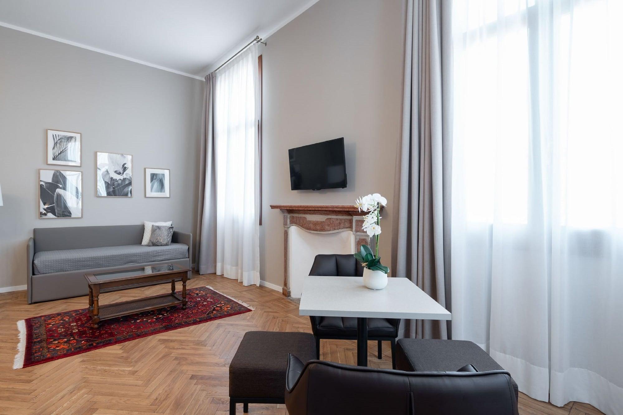 Hotel Palazzo Martinelli Dolfin Venice Exterior photo